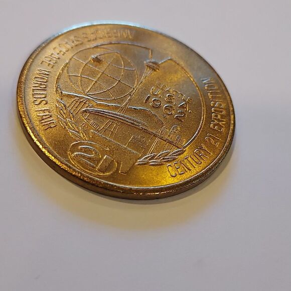 1962 World's Fair Century 21 Exposition One Dollar Coin - Picture 6 of 10